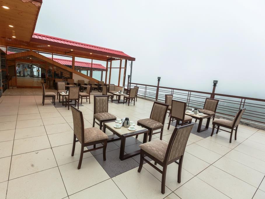 Snow Valley Resorts Shimla Exteriör bild