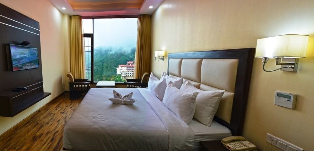 Snow Valley Resorts Shimla Exteriör bild